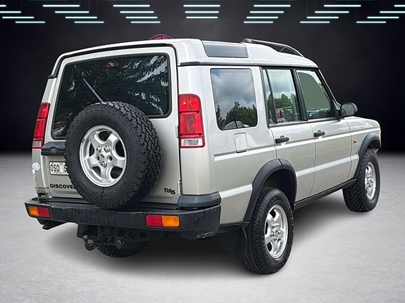Land Rover Discovery 8 of 27