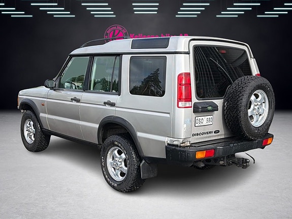 Land Rover Discovery 15 of 27