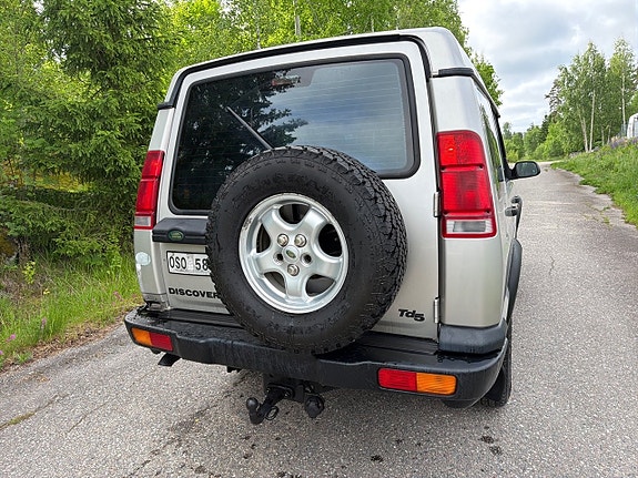 Land Rover Discovery 23 of 27
