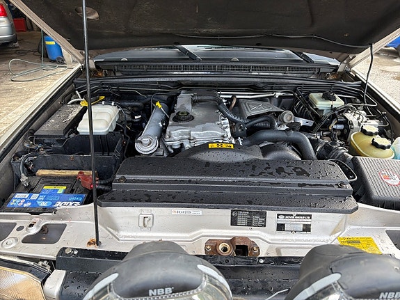 Land Rover Discovery 16 of 27