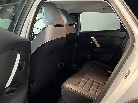 Citroen C4 12 of 23