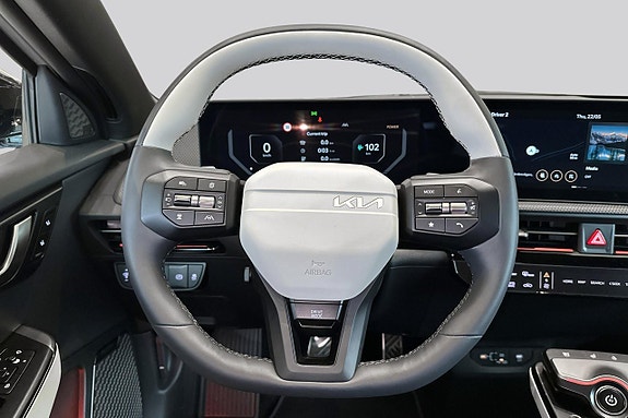 Kia EV6 8 of 27