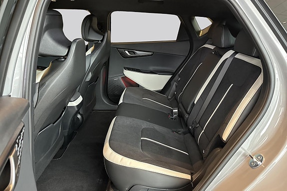 Kia EV6 14 of 27