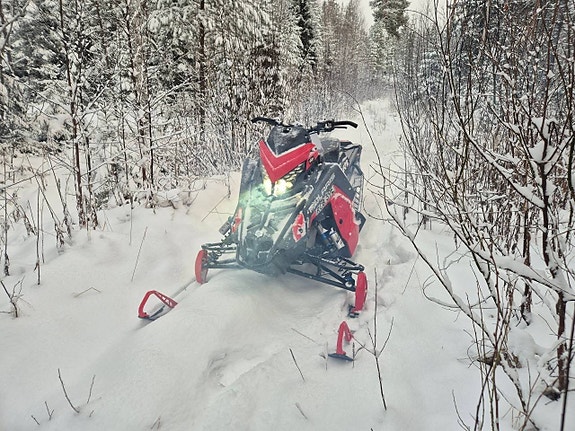 Polaris 850 2 of 4