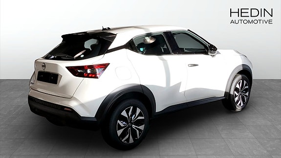 Nissan Juke 2 of 5