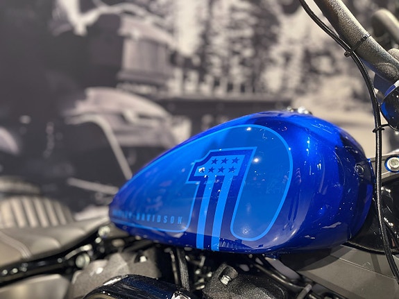 Harley-Davidson Street Bob 114 "Kampanj" 12 of 17