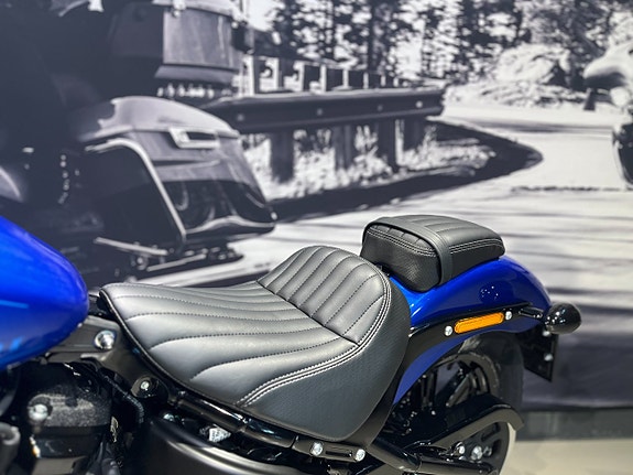 Harley-Davidson Street Bob 114 "Kampanj" 15 of 17