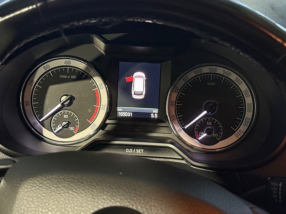 Skoda Octavia 12 of 18