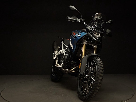 BMW F 900 GS - SPARA 16.710 SEK 3 of 5