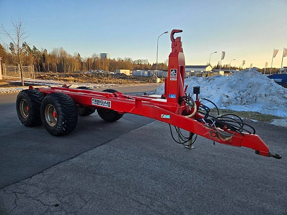 Beg. Källefall 9-tons Gripkärra & Bigab 15-19 Flakväxlarvagn