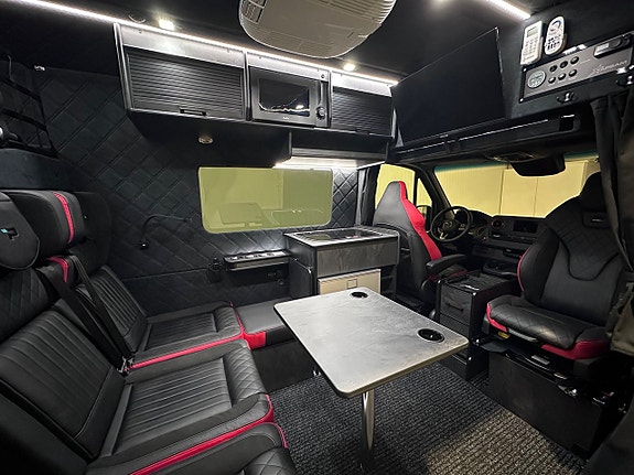 Mercedes-Benz Sprinter 319 4 of 5