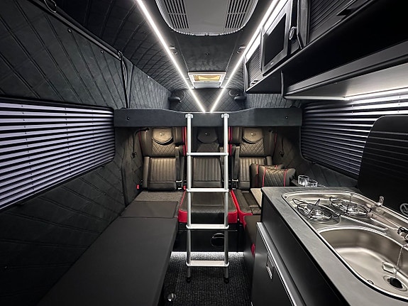 Mercedes-Benz Sprinter 319 14 of 27