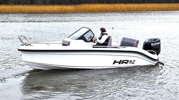 HR 5.7 CC - Suzuki 115HK - Paketpris: 1852 Komplett