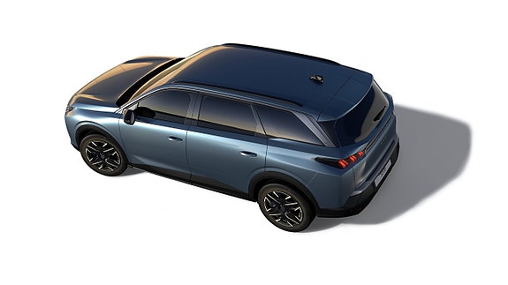 Peugeot e-5008 12 of 30