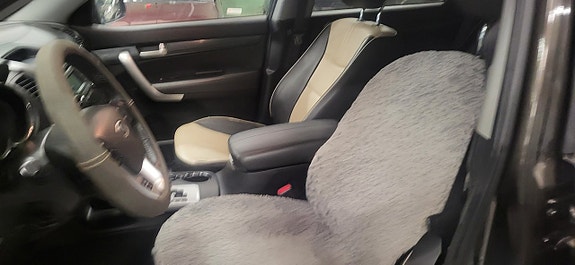 Kia Sorento 8 of 16