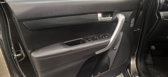 Kia Sorento 13 of 16