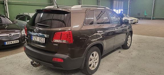 Kia Sorento 3 of 16