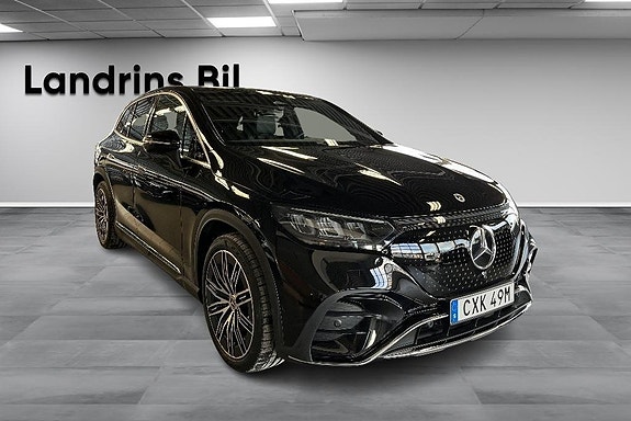 Mercedes-Benz EQE SUV 3 of 5