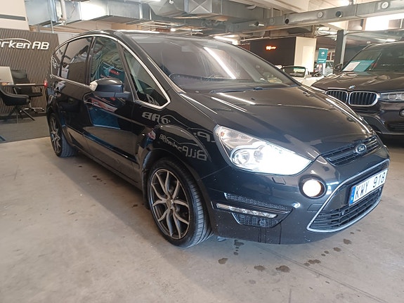 Ford S-MAX 4 of 5