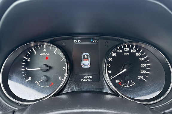 Nissan Qashqai 16 of 19