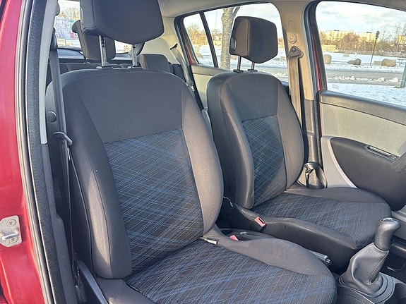 Renault Clio 7 of 11