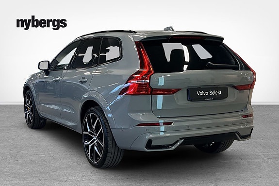 Volvo XC60 6 of 26