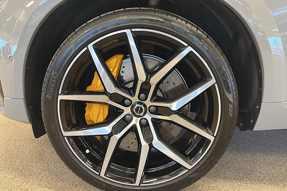 Volvo XC60 21 of 26
