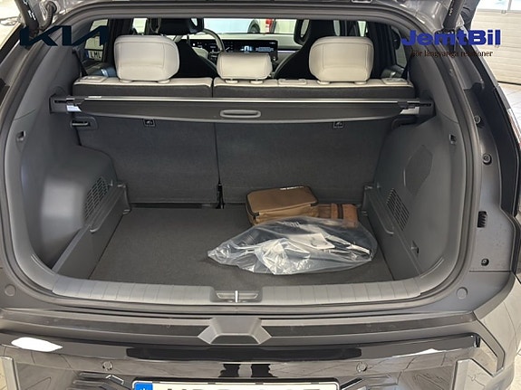 Kia EV3 14 of 14
