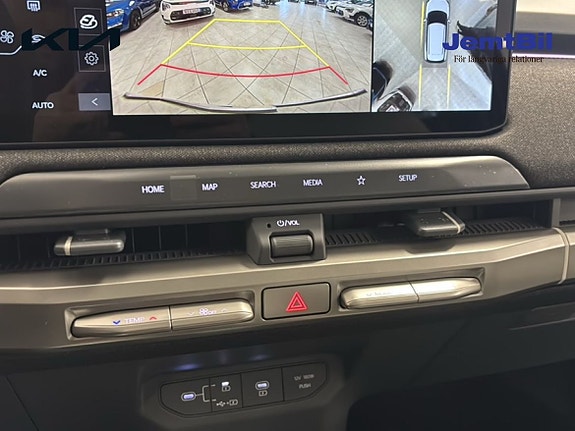 Kia EV3 13 of 14