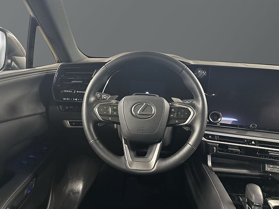 Lexus RX450h 8 of 11