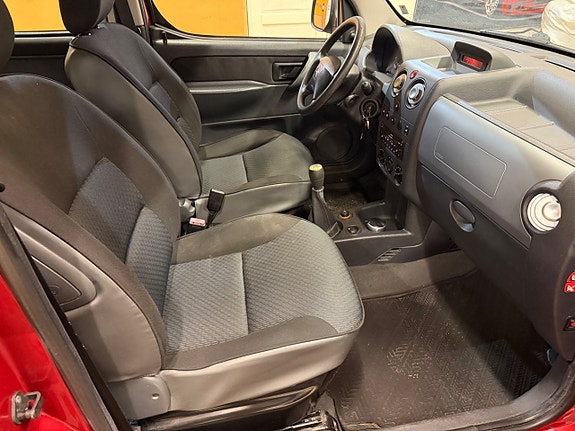 Citroen Berlingo 13 of 16