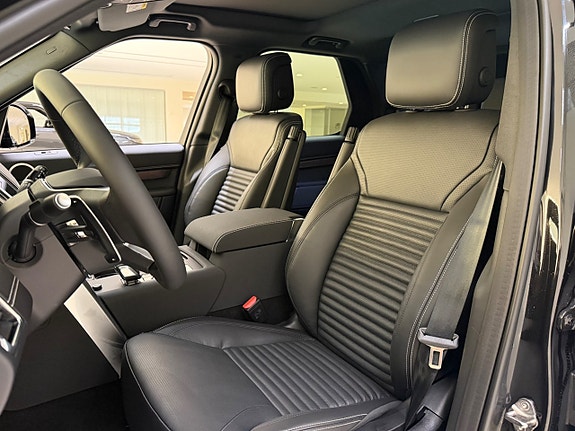 Land Rover Discovery 8 of 20
