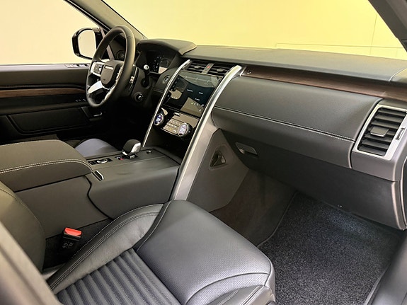 Land Rover Discovery 14 of 20