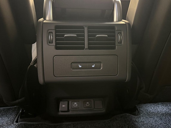 Land Rover Discovery 17 of 20