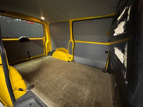 Volkswagen Transporter 11 of 18