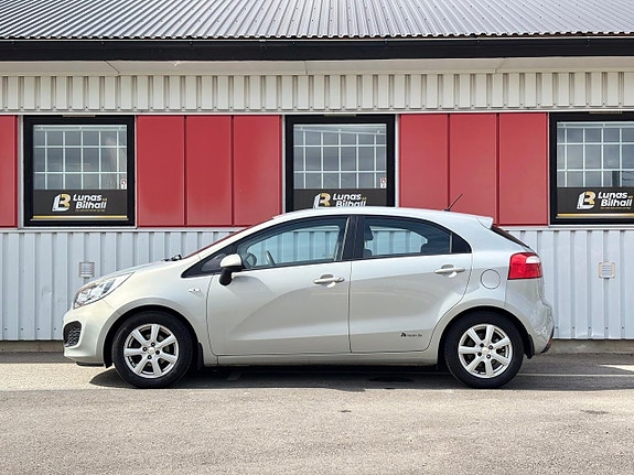 Kia Rio 3 of 16