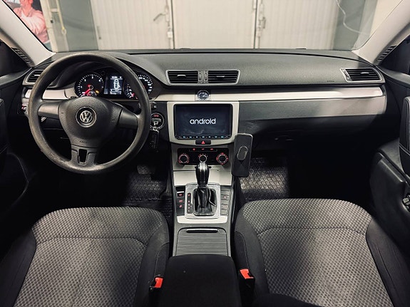 Volkswagen Passat 2.0 TDI Automat 18" Fälg Nybyggd A-Traktor 10 of 12