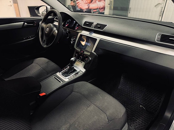 Volkswagen Passat 2.0 TDI Automat 18" Fälg Nybyggd A-Traktor 11 of 12