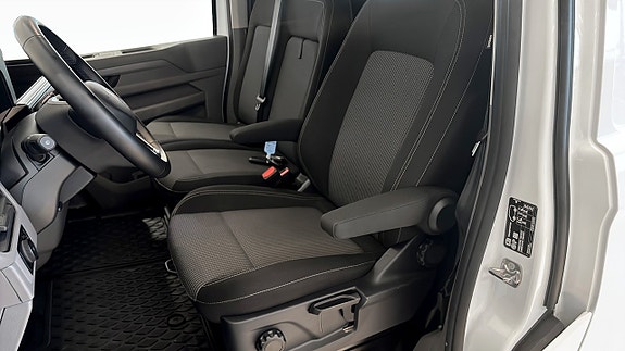 Volkswagen Transporter 8 of 12