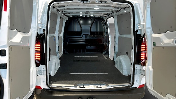 Volkswagen Transporter 12 of 12