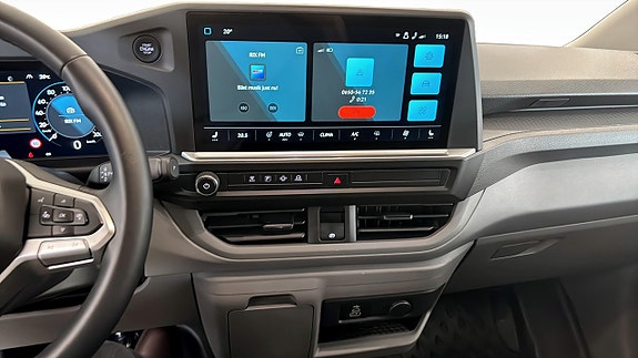 Volkswagen Transporter 9 of 12