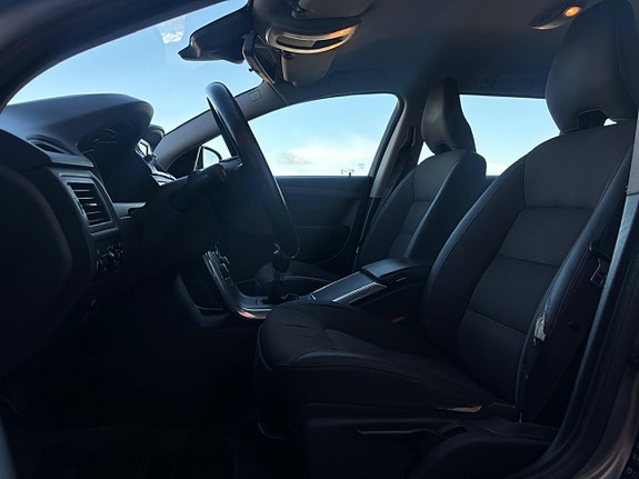 Volvo V70 16 of 21