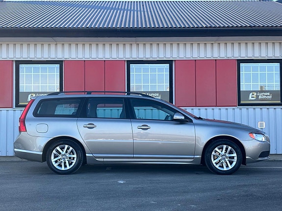 Volvo V70 6 of 21