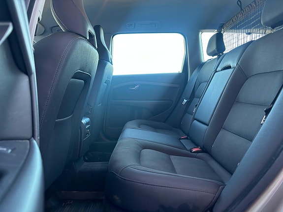 Volvo V70 17 of 21