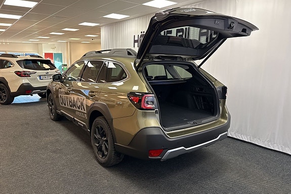 Subaru Outback 4 of 7