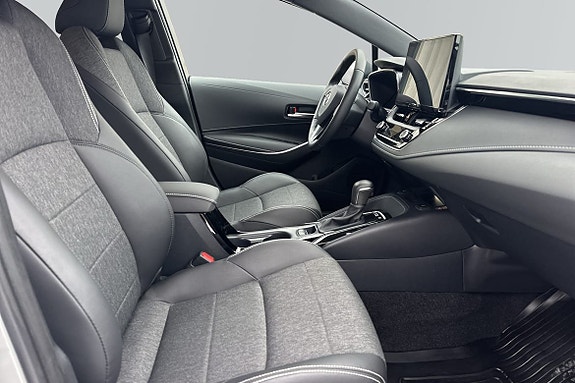 Toyota Corolla 7 of 11