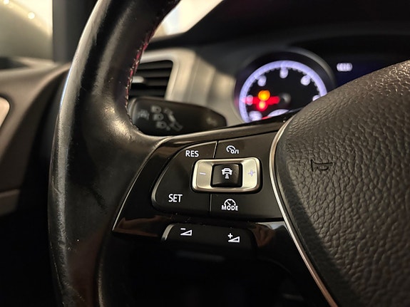 Volkswagen Golf I 19 of 22