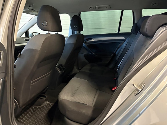 Volkswagen Golf I 21 of 22