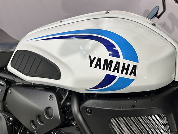 Yamaha XSR700 13 of 16