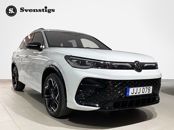 Volkswagen Tiguan 7 of 12